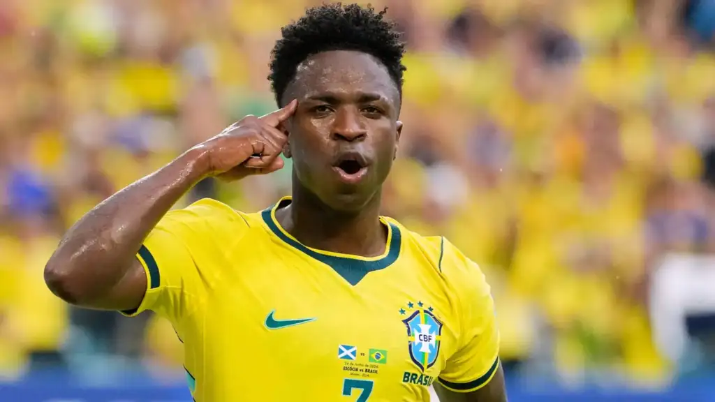 Vinicius-of-Real-Madrid-3-1024x576 مدد فينيسيوس جونيور عقده مع ريال مدريد رسميًا حتى 2032.